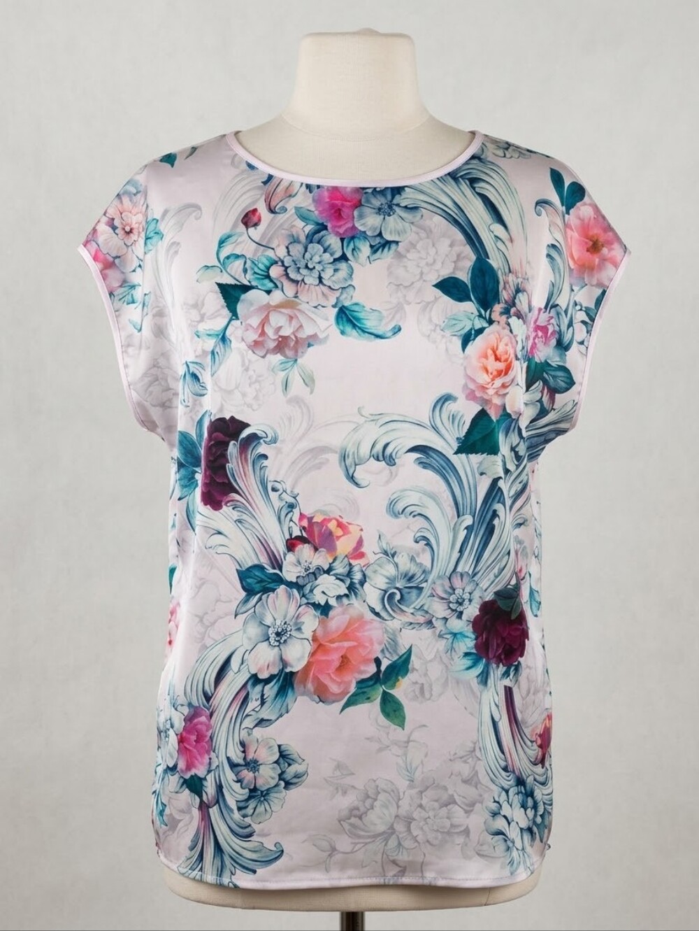 Ted Baker Judisa Acanthus Scroll Woven Front Tee, Size L/XL